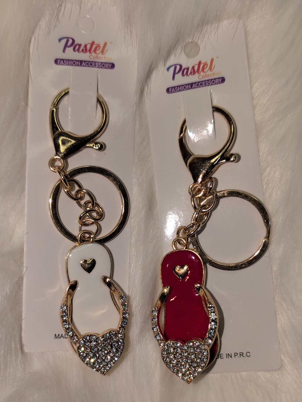 Pastel Collection Flip Flop Heart Keychain - White Or  Red Pick 1